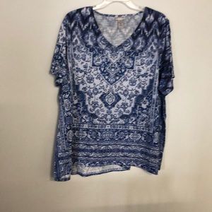 CASUAL SHORT-SLEEVE TOP